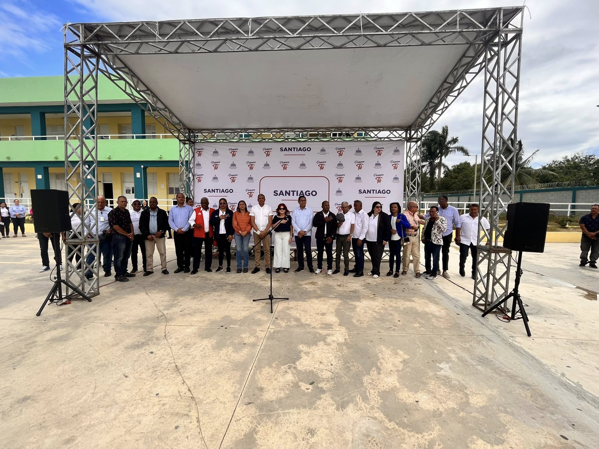 Se realiza con éxito jornada de inclusión “Primero Tú” en beneficio de familias de Navarrete